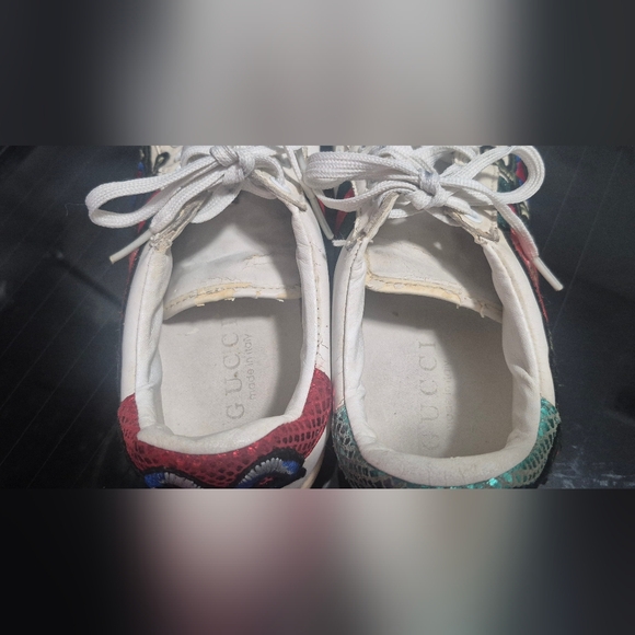 Gucci Embroidered Sneakers – Size 36 – Worn Leather, Embroidery Intact - Picture 4 of 9